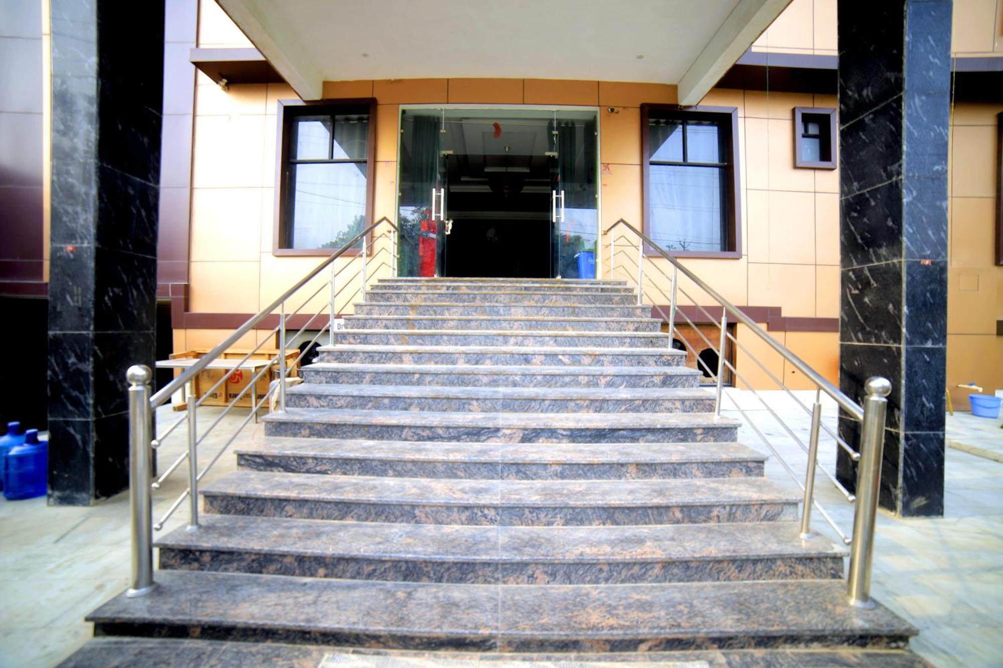 The Tulsi Garden Vrindavan Near Omaxe City Exteriér fotografie