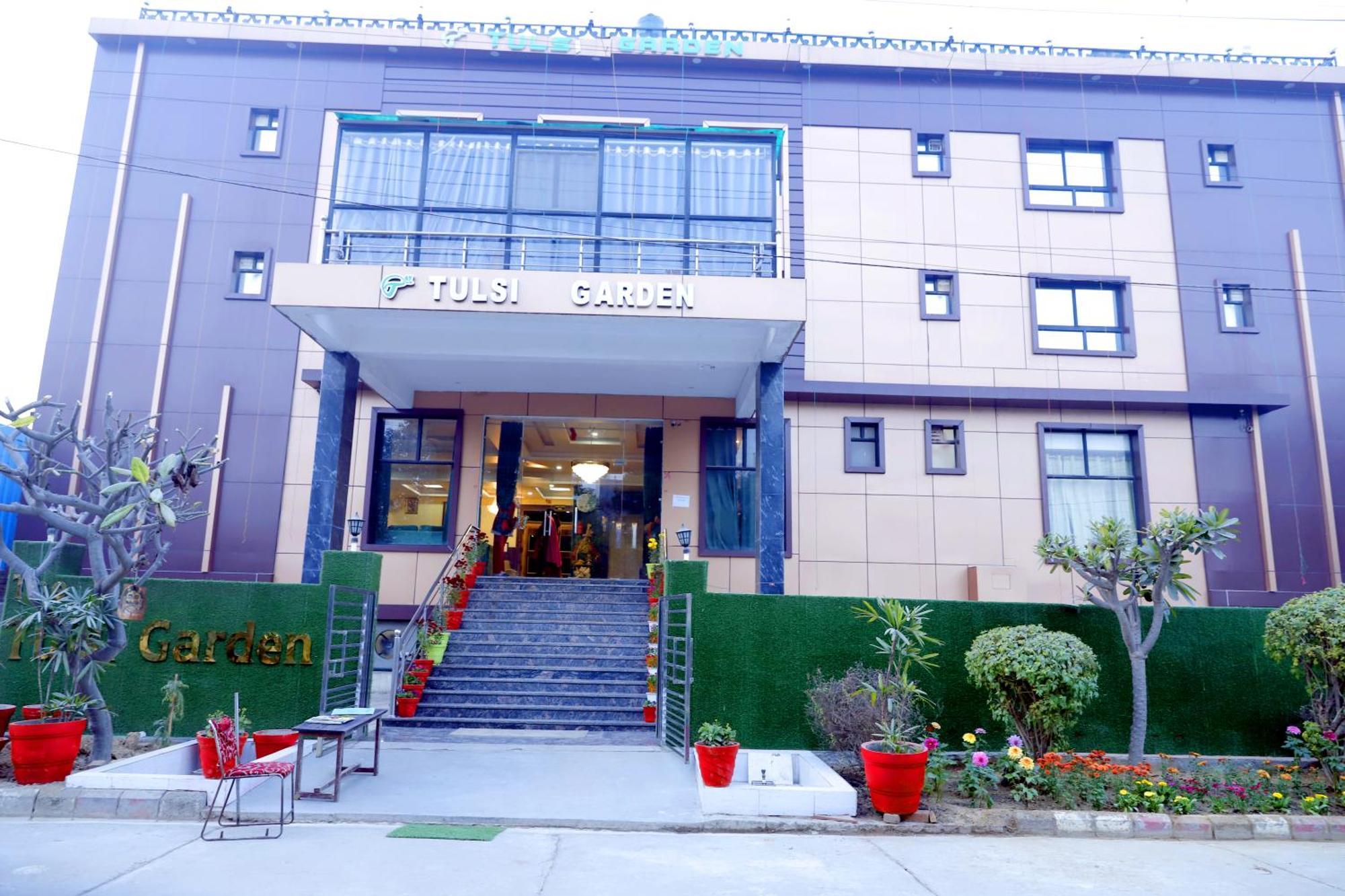 The Tulsi Garden Vrindavan Near Omaxe City Exteriér fotografie